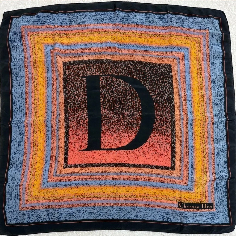 Christian Dior Scarf 🖤💫